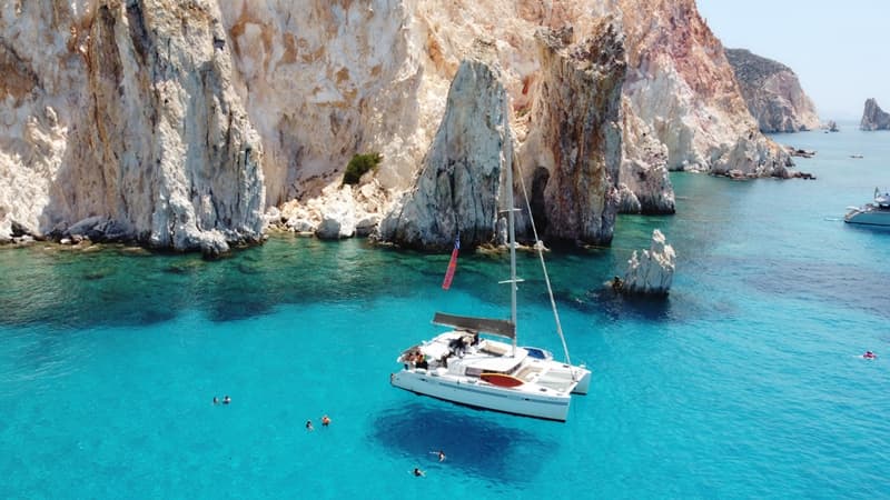 Full-Day Catamaran Cruise to Kleftiko Bay & Poliegos Island from Milos (11)