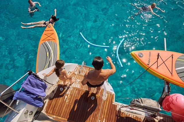 Heraklion to Dia Island Afternoon Luxury Catamaran Cruise with Sunset & Dinner(LAGOON 450F) (16)