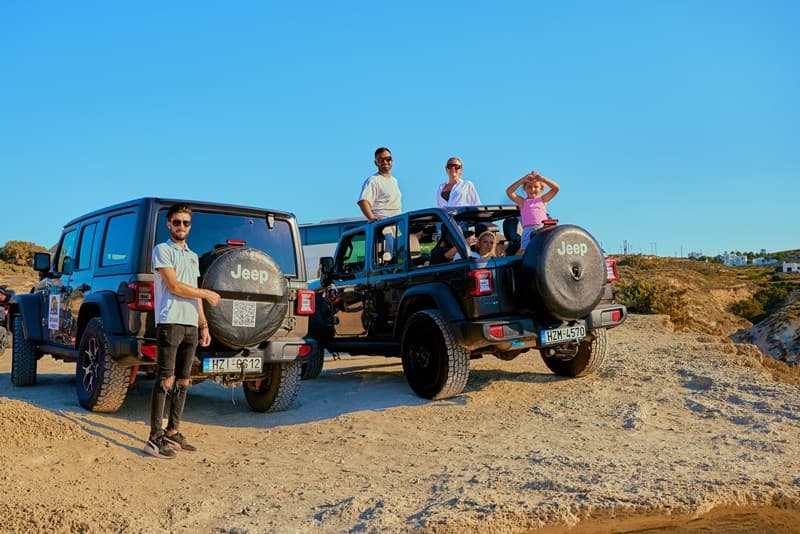 Private Sunset Jeep Safari Tour in Milos Unforgettable Evening Adventure (5)