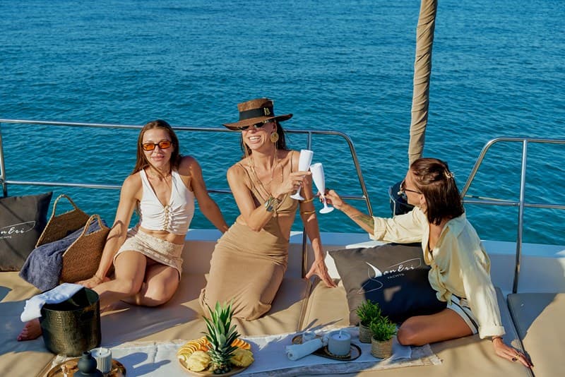Sunset Luxury Catamaran Cruise to Elafonisi Bay from Paleochora(BALI 4 (3)